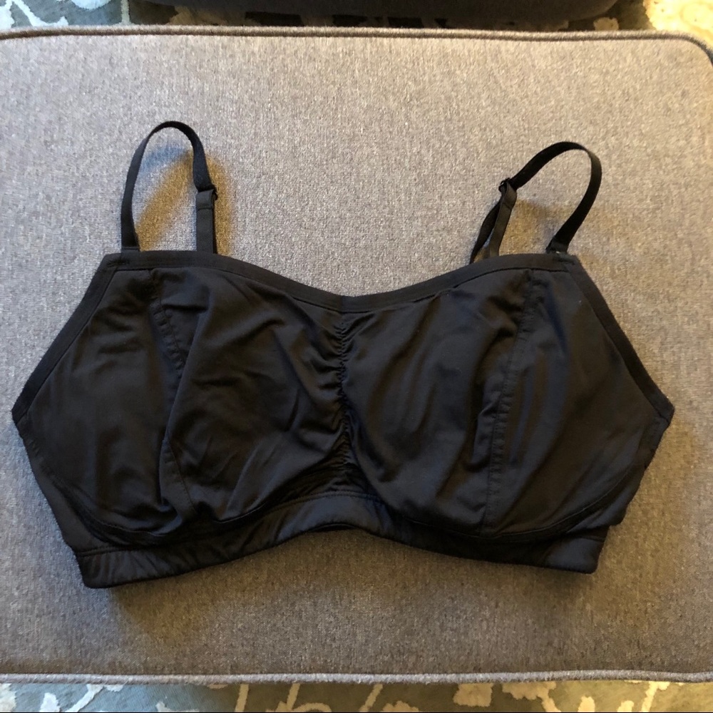 Motherhood Maternity Wireless Nursing Sports Bra